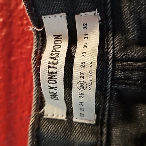 One Teaspoon Bonitas shorts - Picture 2 of 8